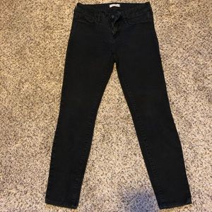 Bullhead Black Skinny jeans